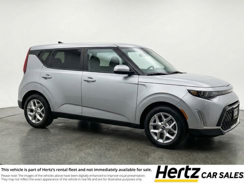 Used 2025 Kia Soul LX w/ LX Technology Package image 1