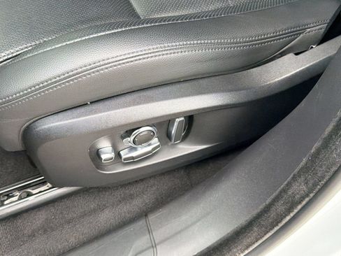 Used 2022 Jaguar F-PACE S AWD/4WD image 14