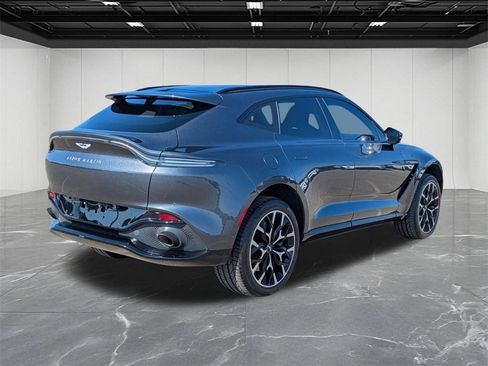 Used 2021 Aston Martin DBX Base image 9