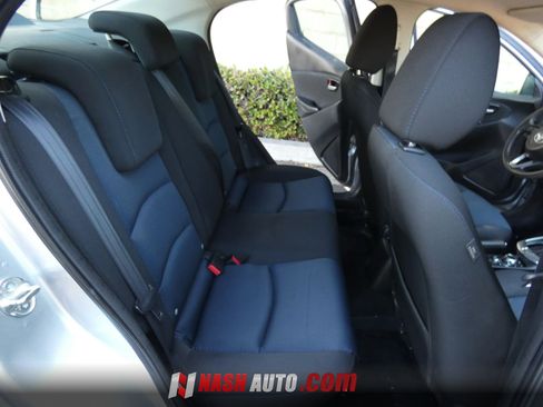 Used 2019 Toyota Yaris LE FWD image 33