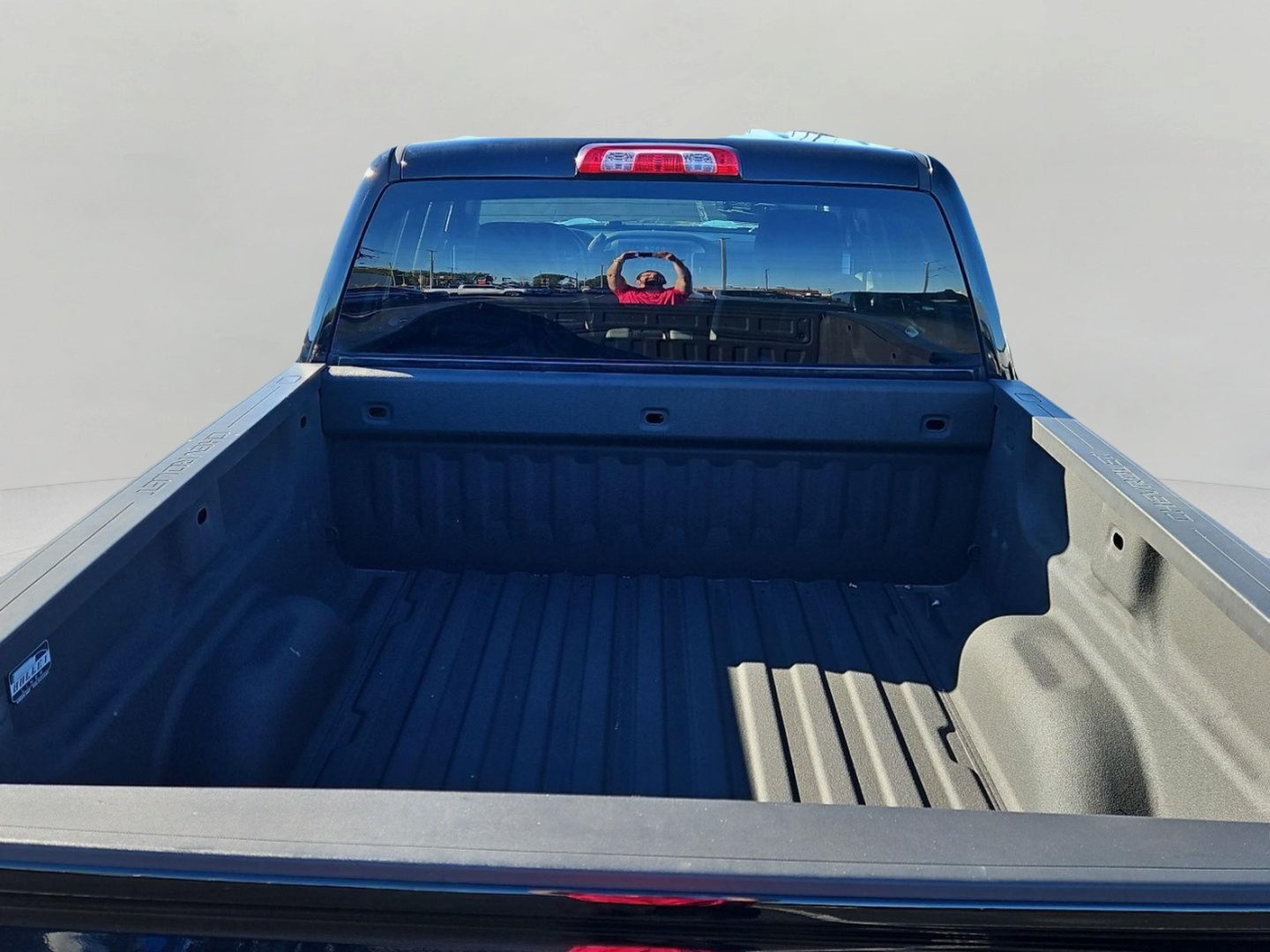 Used 2018 Chevrolet Silverado 1500 LT w/ All Star Edition AWD/4WD image 8