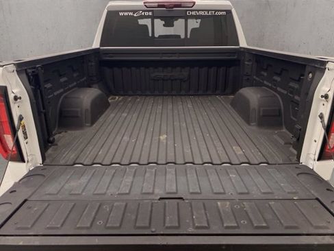 Used 2024 GMC Sierra 1500 AT4 w/ Technology Package AWD/4WD image 23