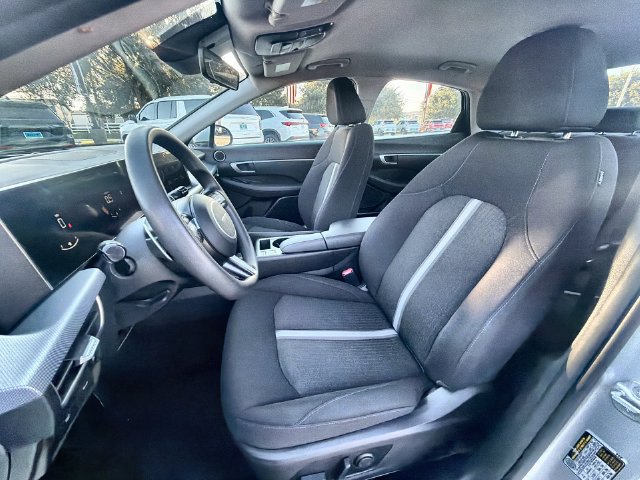 Used 2025 Hyundai Sonata SEL FWD image 18