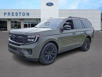 New 2025 Ford Expedition Platinum w/ Stealth Appearance Package