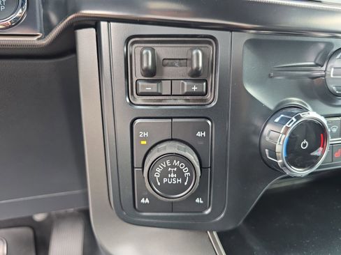 New 2025 Ford F150 Lariat w/ Equipment Group 502A High AWD/4WD image 20