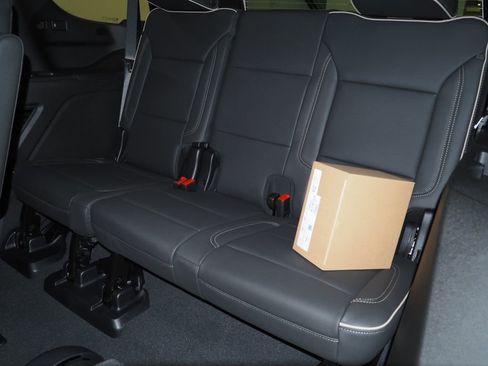 New 2025 Chevrolet Tahoe Premier image 15