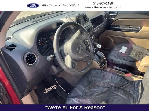 Used 2011 Jeep Compass Latitude AWD/4WD image 7
