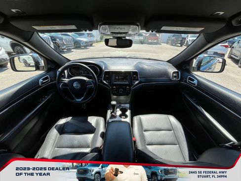 Used 2018 Jeep Grand Cherokee Limited image 14