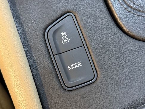 Used 2018 Cadillac XT5 Premium Luxury image 35