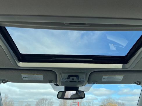 Used 2018 Toyota Sienna XLE Premium image 23