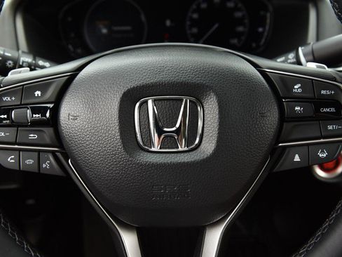 Certified 2022 Honda Accord Touring image 21