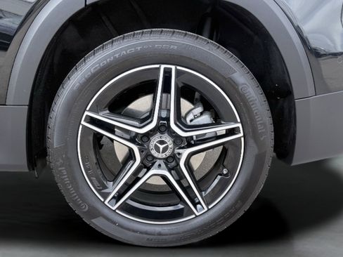 Used 2024 Mercedes-Benz GLB 250 image 15