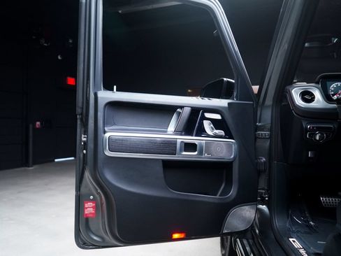 Used 2021 Mercedes-Benz G 550 w/ AMG Line image 26