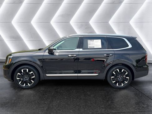 Used 2025 Kia Telluride SX Prestige AWD/4WD image 2