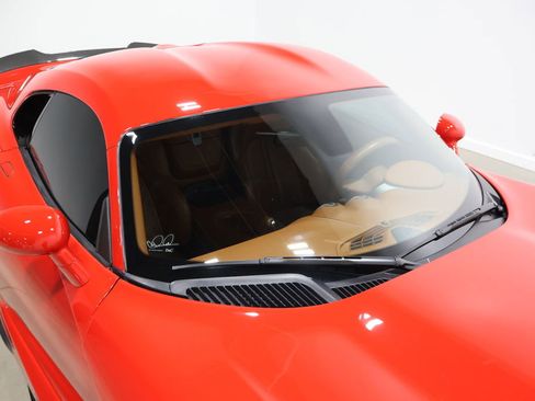 Used 2013 SRT Viper GTS w/ GTS Laguna Interior Pkg image 52