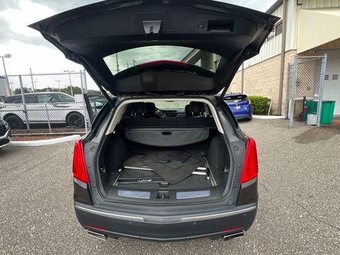 Used 2019 Cadillac XT5 Premium Luxury w/ Advanced Security Package FWD image 12