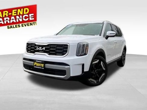 Used 2023 Kia Telluride S image 1