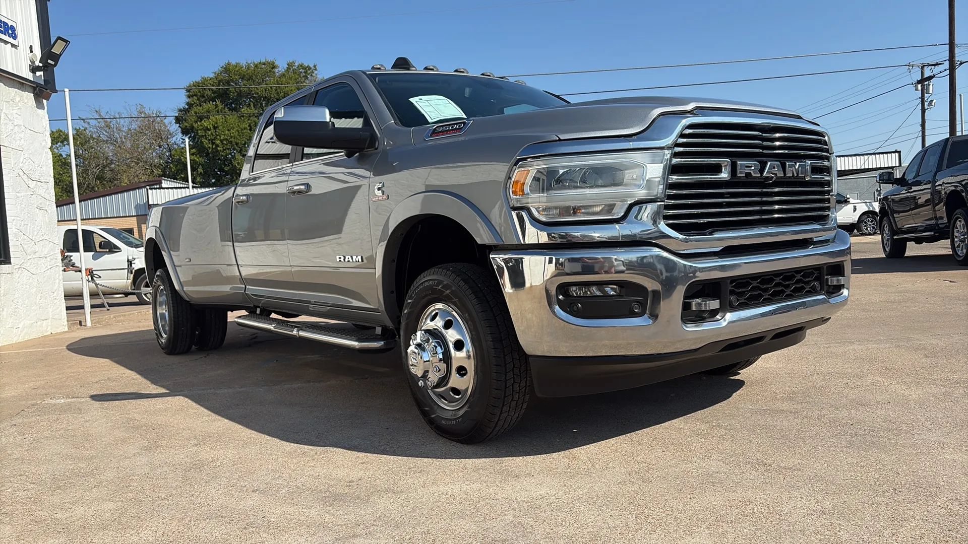 Used 2021 RAM 3500 Laramie AWD/4WD image 4