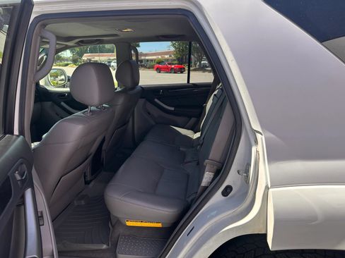 Used 2008 Toyota 4Runner Limited AWD/4WD image 17