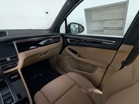 New 2026 Porsche Macan AWD/4WD image 23