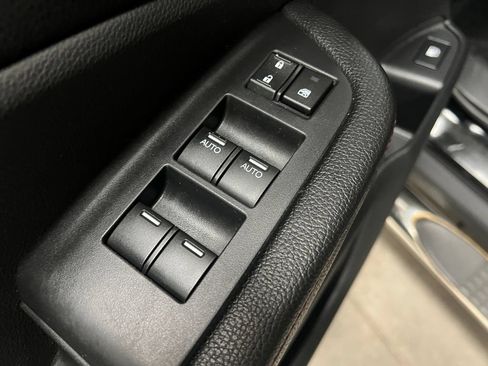 Used 2017 Honda Ridgeline Black Edition image 13