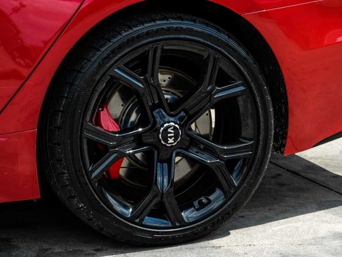 Used 2018 Kia Stinger GT1 RWD image 54