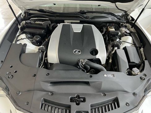 Used 2015 Lexus RC 350 w/ F Sport w/Summer Tires image 27