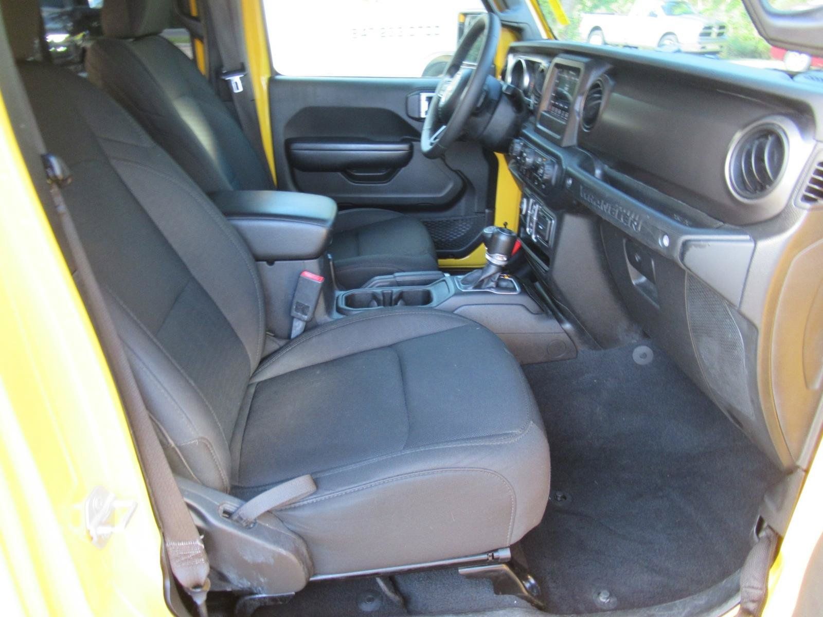 Used 2019 Jeep Wrangler Unlimited Sport S AWD/4WD image 9