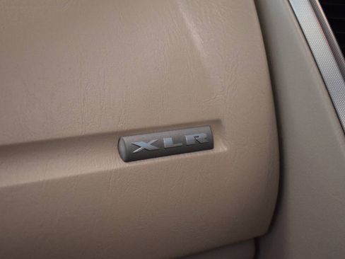 Used 2005 Cadillac XLR RWD image 88
