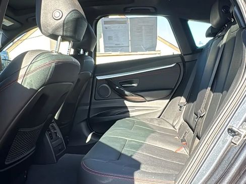 Used 2018 BMW 330i Gran Turismo xDrive image 12