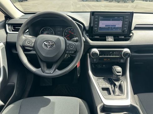 Used 2019 Toyota RAV4 LE w/ Carpet Mat Package AWD/4WD image 15