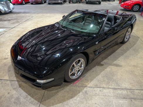 Used 2003 Chevrolet Corvette Convertible w/ Preferred Equipment Group1 RWD image 15