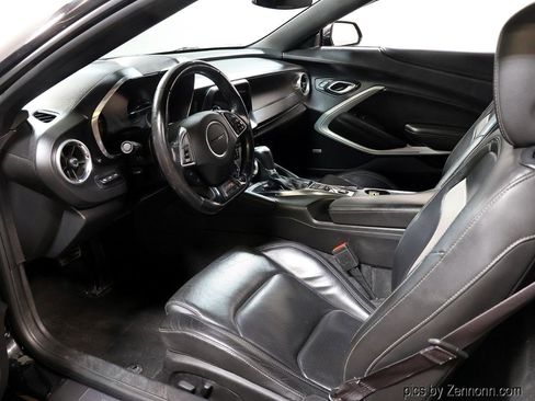 Used 2016 Chevrolet Camaro SS image 14