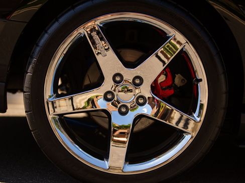 Used 2010 Ford Mustang GT RWD image 29