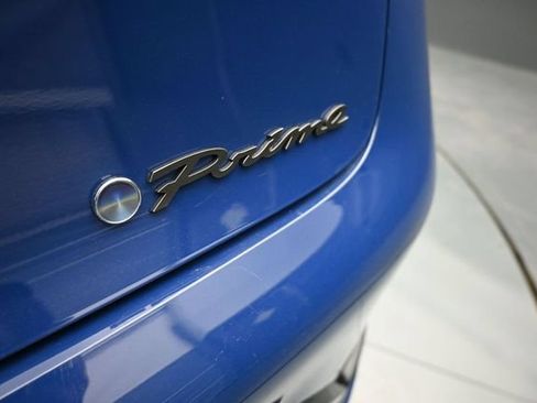 Used 2024 Toyota Prius Prime Premium FWD image 10