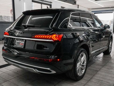 Used 2023 Audi Q7 Premium image 8