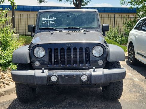 Used 2017 Jeep Wrangler Sport AWD/4WD image 2