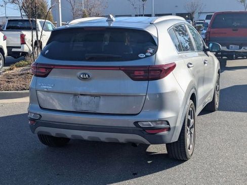 Used 2021 Kia Sportage S image 3