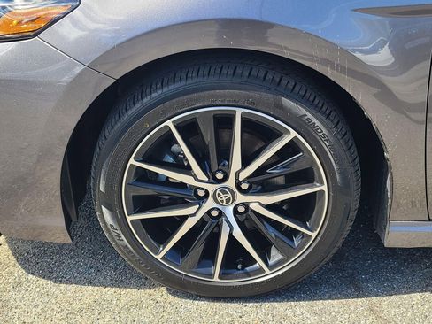Used 2023 Toyota Camry SE image 29