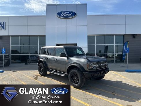 New 2026 Ford Bronco Badlands AWD/4WD image 1