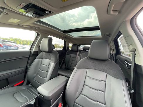 New 2026 Kia Sportage SX FWD image 19