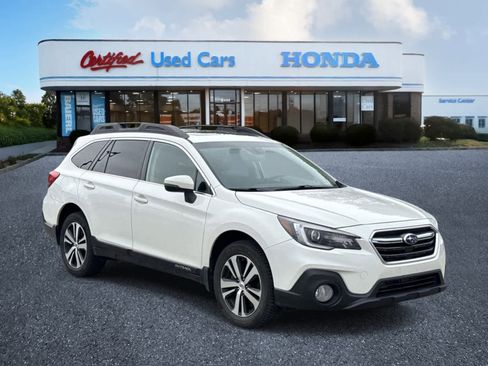 Used 2018 Subaru Outback 3.6R Limited AWD/4WD image 7