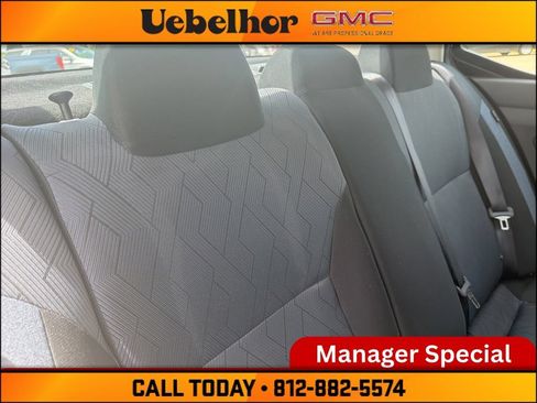 Used 2025 Nissan Versa SV w/ Trunk Package FWD image 5
