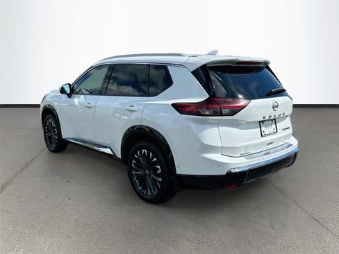 Certified 2024 Nissan Rogue Platinum w/ Platinum Premium Package FWD image 27