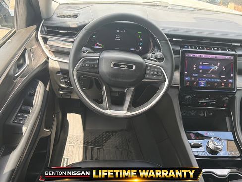Used 2022 Jeep Grand Cherokee Limited 4xe AWD/4WD image 15