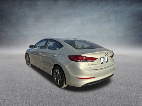 Used 2018 Hyundai Elantra SEL image 19