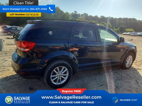 Used 2017 Dodge Journey SXT w/ Comfort/Convenience Group FWD image 4