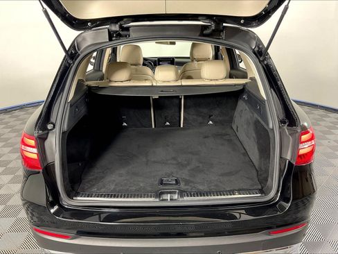 Used 2018 Mercedes-Benz GLC 300 image 38