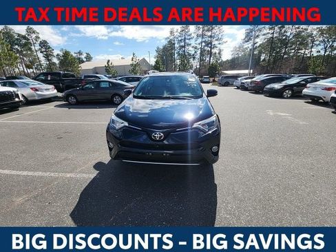 Used 2018 Toyota RAV4 Limited w/ Advanced Technology Package image 4