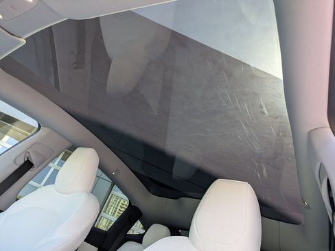 Used 2026 Tesla Model Y AWD image 16